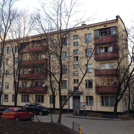 Пластиковые окна по типу дома